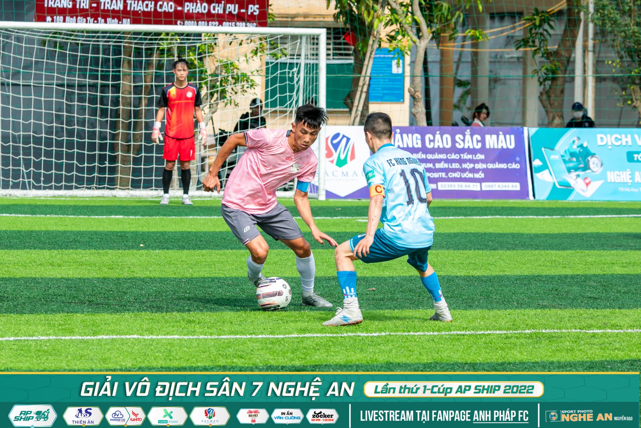 HƯNG “NGHỆ”: NGƯỜI THỢ MỎ HAY GÃ NGHỆ SỸ PHỦI NGHỆ