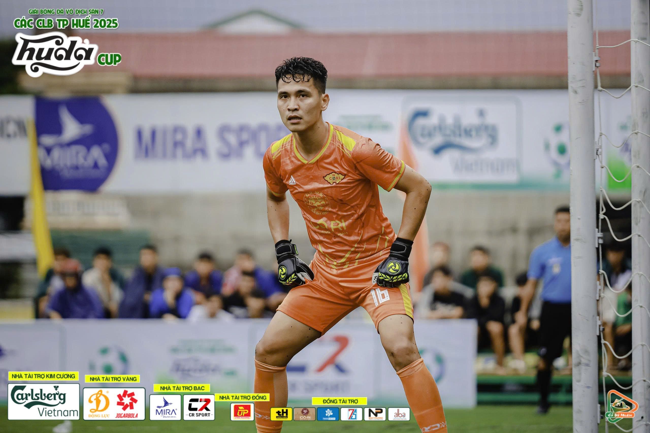 Thành Biển – Lần Đầu Tiên Giành Danh Hiệu “Thủ Môn Xuất Sắc Nhất Giải” Ngay Trên Quê Hương