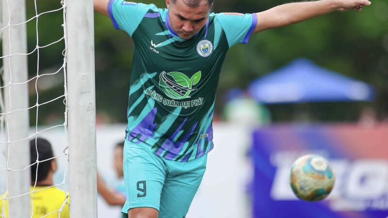 Vinh “Mèo” – Từ sân 5, sân 7 đến sân 11, “nhạc nào cũng nhảy được”